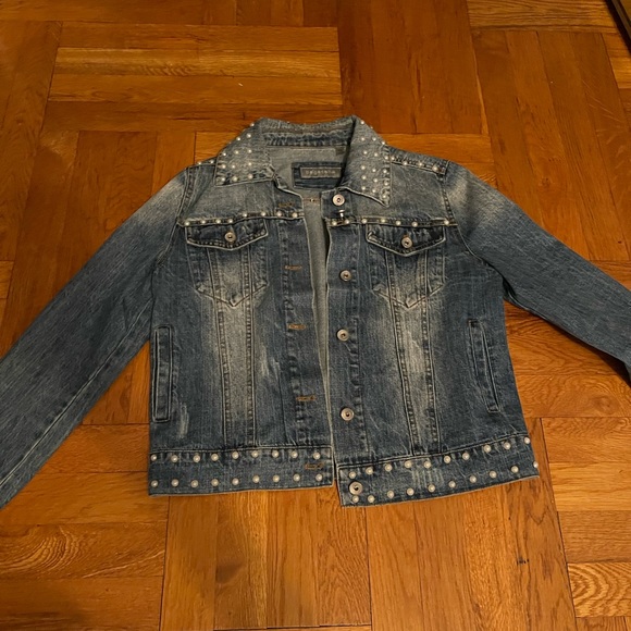 Bagatelle
Women's Blue Pearl Embellished Denim Jacket - Picture 3 of 3